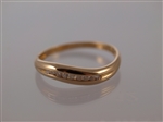 Nowoczesny pierścionek z diamentami  0,10 ct.